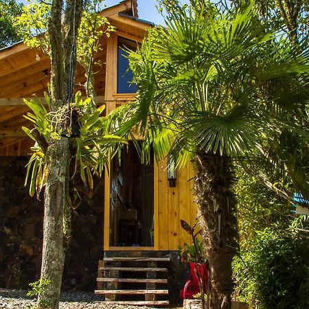 Cabana Gala Unica Exclusiva No Vale Das Macieiras Урубиси Екстериор снимка