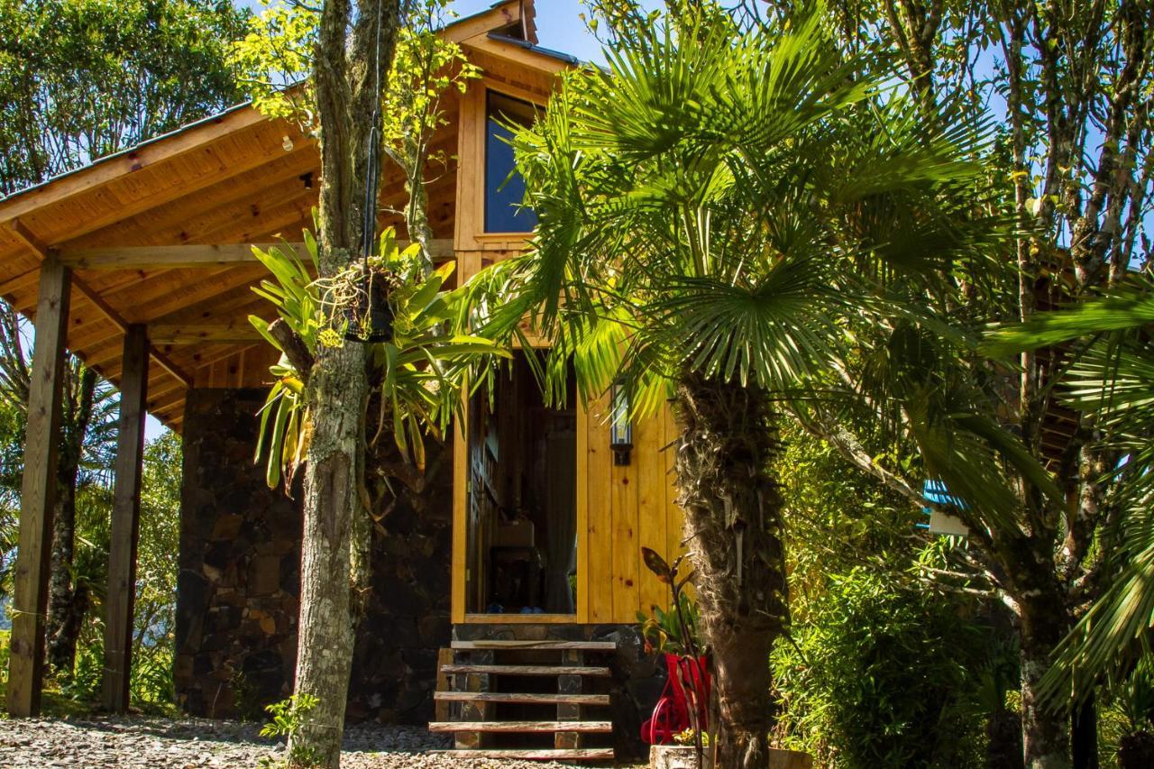 Cabana Gala Unica Exclusiva No Vale Das Macieiras Урубиси Екстериор снимка